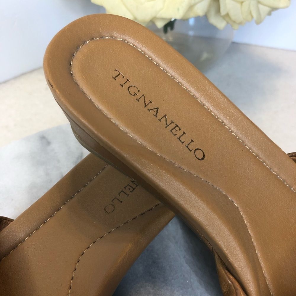 Tignanello tan thong sandals size 7 - Picture 6 of 8